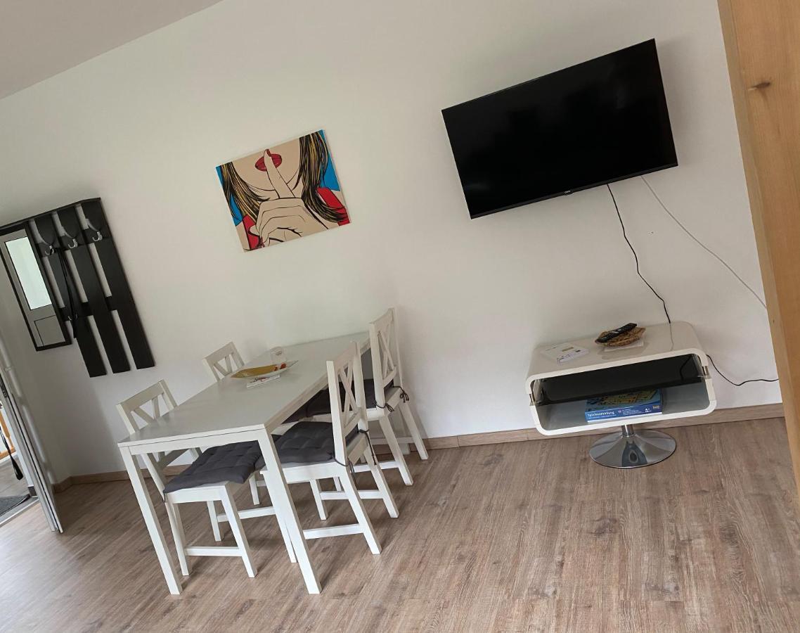 Apartment 4 - Gourmetzimmer ベステンゼー エクステリア 写真